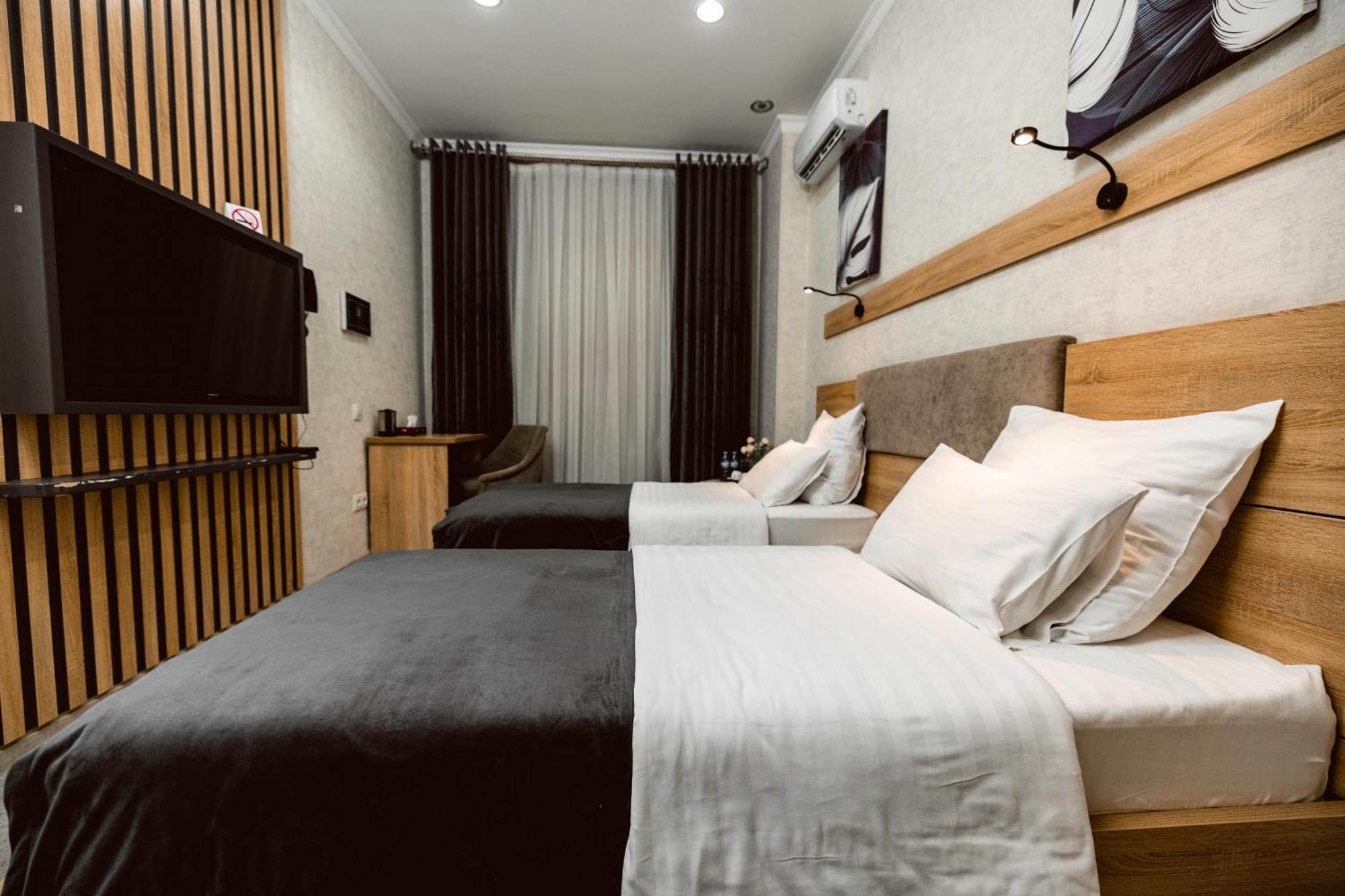 Art Residence Hotel ทาชเคนต์ ภายนอก รูปภาพ